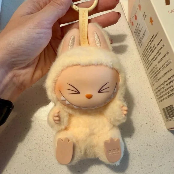 Labubu SiSi Have a Seat from Popmart - Picture 2 of 4